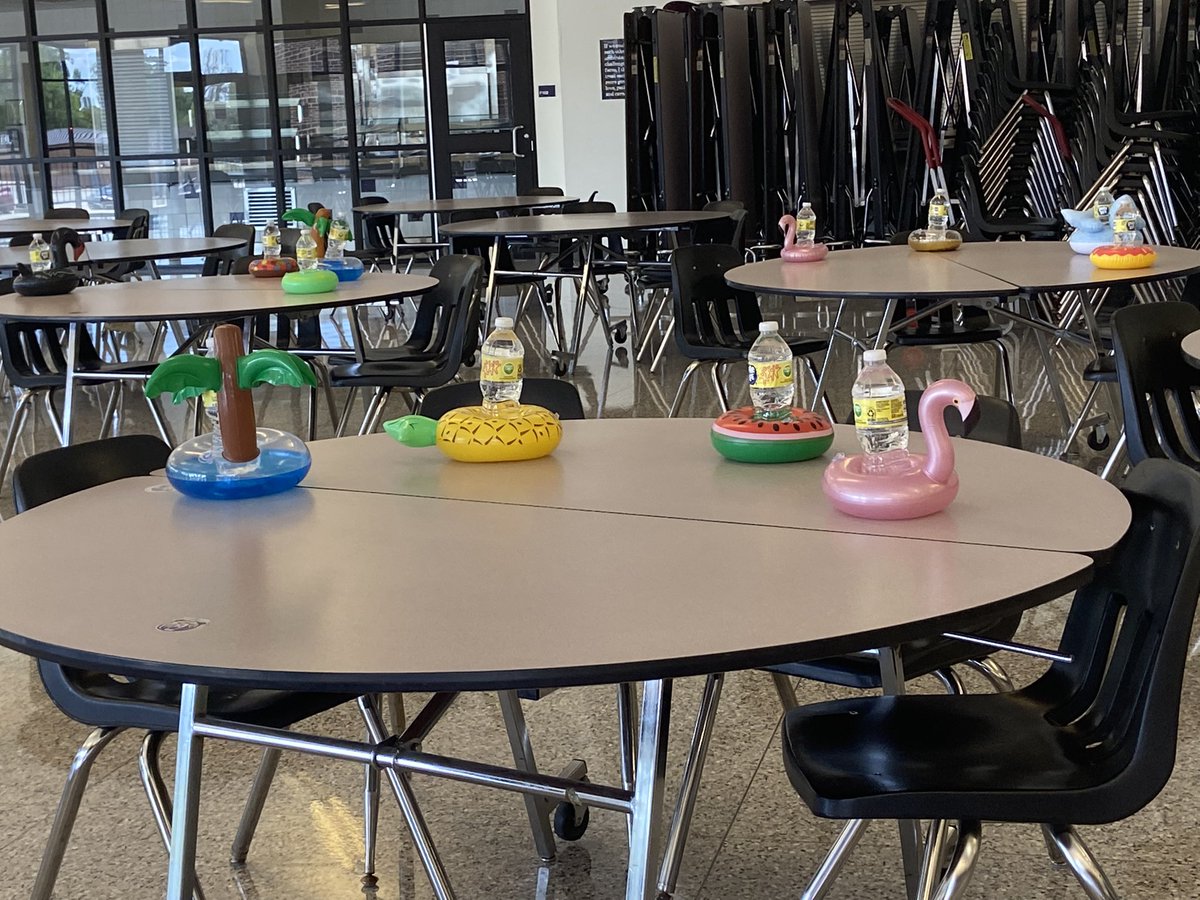 Natascha_Webb71's tweet photo. MISD’s Specialized Learning Dept. Administrative team met all Specialized Learning staff today! It’s going to be a great year🎉 https://t.co/QusyOEpCni