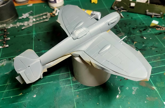 WartsNAllModels's tweet photo. No live stream today, but back tomorrow after we've done some work on our #lancaster, #halifax #spitfire, and #staghound. Here's some pics. #scalemodels #ww2 #aircraft #armour #airfixmodels #AZModels #broncomodels #art #hobby #miniatures #plasticmodels #RAAF #RCAF https://t.co/ySpdFIspUW