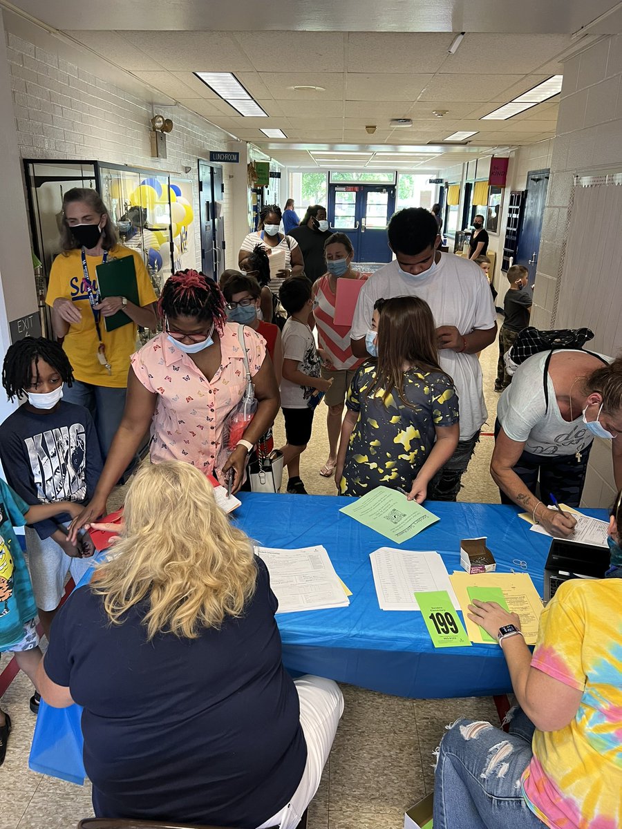 Sanders Elementary tweet media