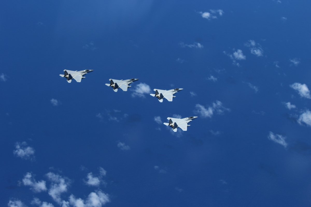 .@KadenaAirBase F15s recently integrated with @JASDF_PAO F-15s to enhance deterrence and response capabilities.