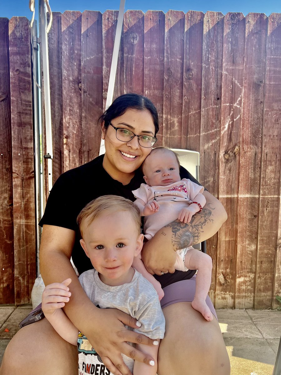 1414Queenb's tweet photo. Was not at all prepared to become a mom, but thank you 2 for saving me and making me a mom! I love you guys more than life itself ❤️ To my life partner: the kids are so lucky to have a Dad figure like you, I love you unconditionally ❤️ @utabarbas https://t.co/MpJgNk5hUv