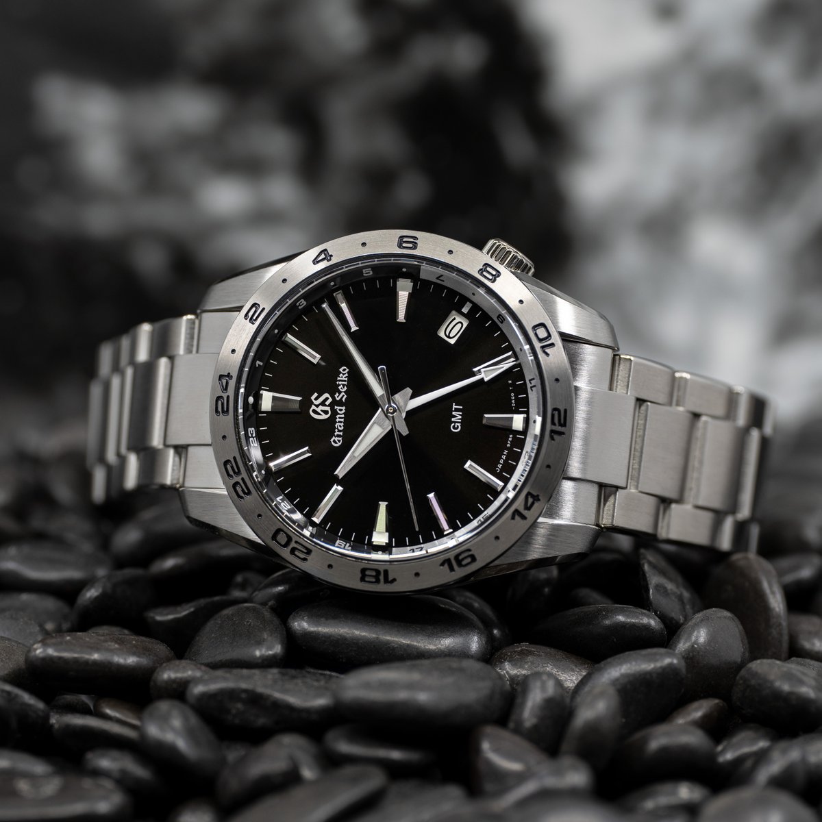 Designed to be ideal travel companions, the new #SBGN027 and #SBGN029 Sport Collection Quartz GMT watches combine performance, convenience, and beauty with Grand Seiko's eye-catching aesthetic. Learn more here: bit.ly/3StITpC