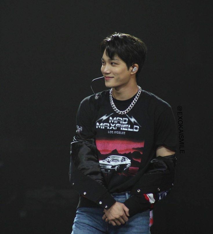 kwoncigarettes's tweet photo. o jongin tava insuportável nesse dia mds. https://t.co/cWA22R7aAV