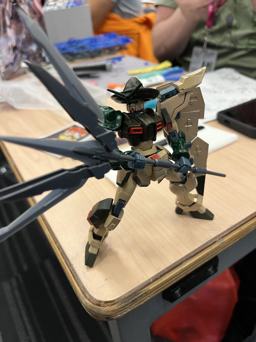 JoerInferno's tweet photo. Came back from Otakuthon in Montreal showed off the Tequila Gundam #tequilagundam #ggundam #customkitbash #gundam #robot #mecha #mech #mobilefighterggundam #mobilefighter #gundam #chicorodriguez #neomexico https://t.co/Q7rFKv8jA9