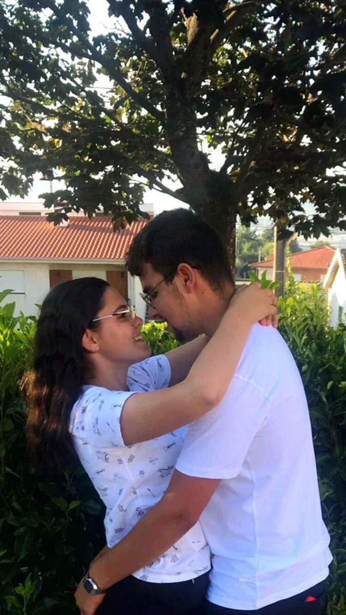 Sempre a olhar um pelo outro 💍
<a href="/TiagoMa69505082/">Tiago Matos</a>