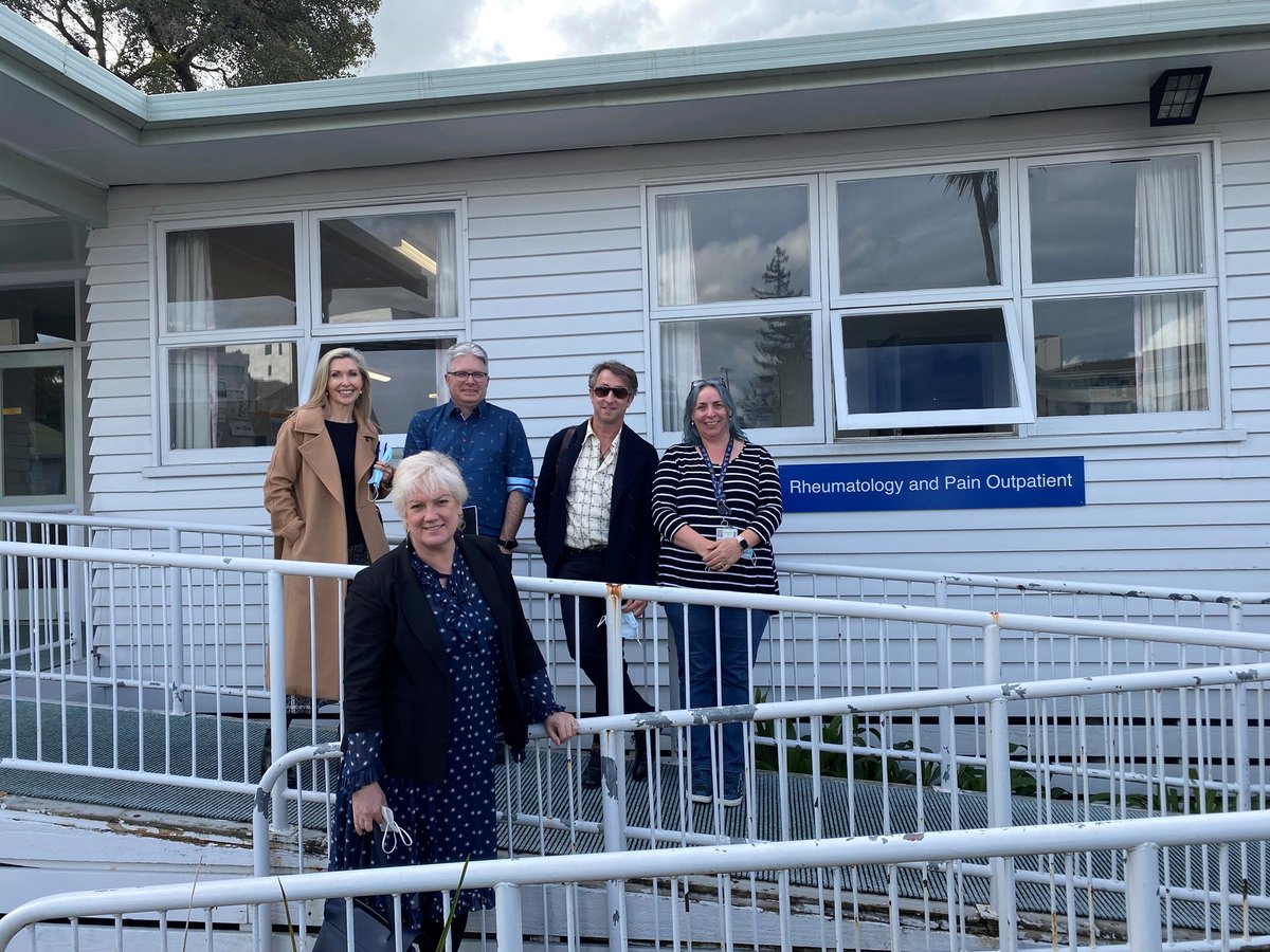 We kicked off our @ANZCA_FPM NZ roadshow yesterday in #Auckland at TARPS & Hamilton pain services. We had open discussions about the NZ health system changes & the need for more pain medicine trainees to meet #ChronicPainPatients demand. A multidisciplinary team is critical.