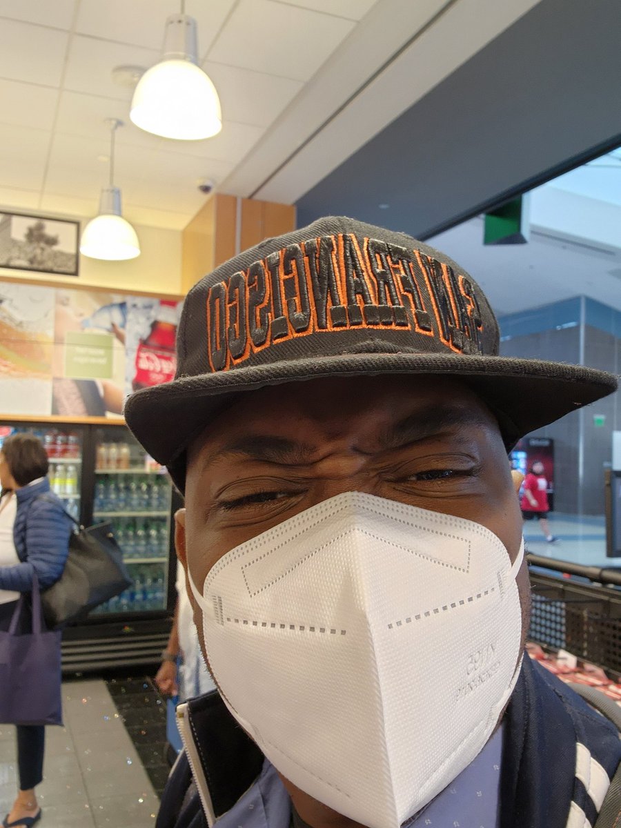Reiki_Kito's tweet photo. Flight is delayed. Vegas trying to keep me and I'm not about that life! #TouristDays https://t.co/YgMggLWNJb