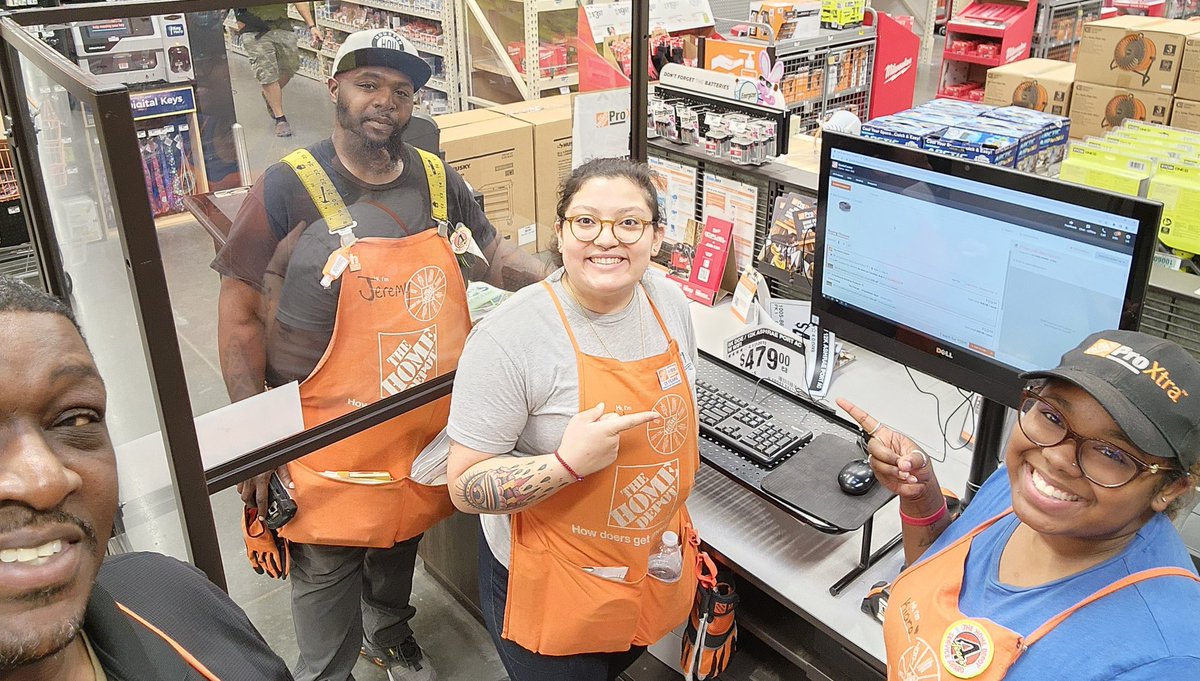 Winfield Clarke (@broadstbrawler1) on Twitter photo Great merch walk in D25 today. Super impressed with Lilyana navigating us through the quote center. #each1teach1  <a href="/ThomasMageeTHD/">Thomas Magee</a> <a href="/JarrodFarmer4/">Jarrod Farmer</a> <a href="/idrissi_mary/">mary el idrissi</a> Great merch walk in D25 today. Super impressed with Lilyana navigating us through the quote center. #each1teach1  <a href="/ThomasMageeTHD/">Thomas Magee</a> <a href="/JarrodFarmer4/">Jarrod Farmer</a> <a href="/idrissi_mary/">mary el idrissi</a>