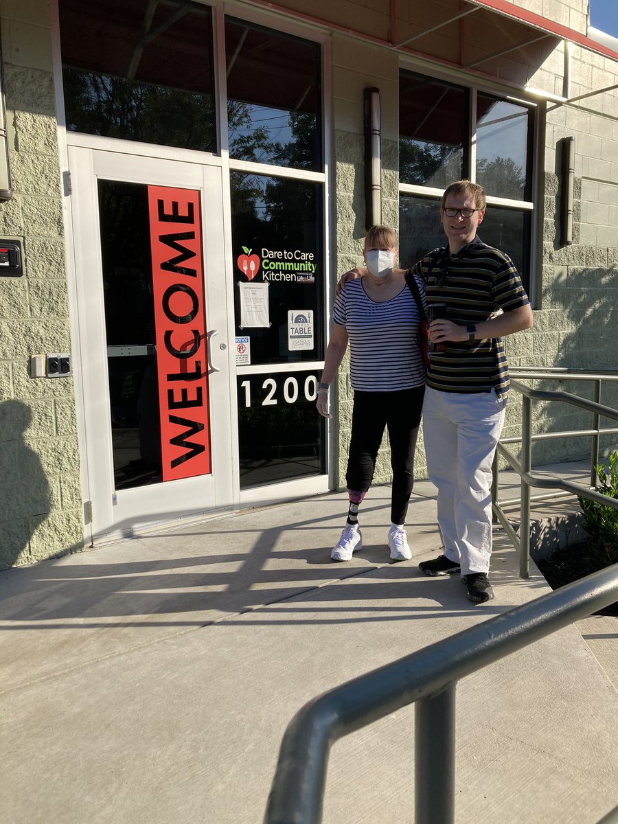 deborah_saffer's tweet photo. Well, Day 1 is in the books ‼️ There is only 5 in our #Class. The #CommonTable is an Awesome #Partnership w/  #DareToCare #Louisville &amp; #CatholicCharities. This #Opportunity is Setting my @josh_saffer for #Future #Success Tomorrow we receive our #ChefsCoat &amp; the Real #Work STARTS https://t.co/Wen44KgUGK