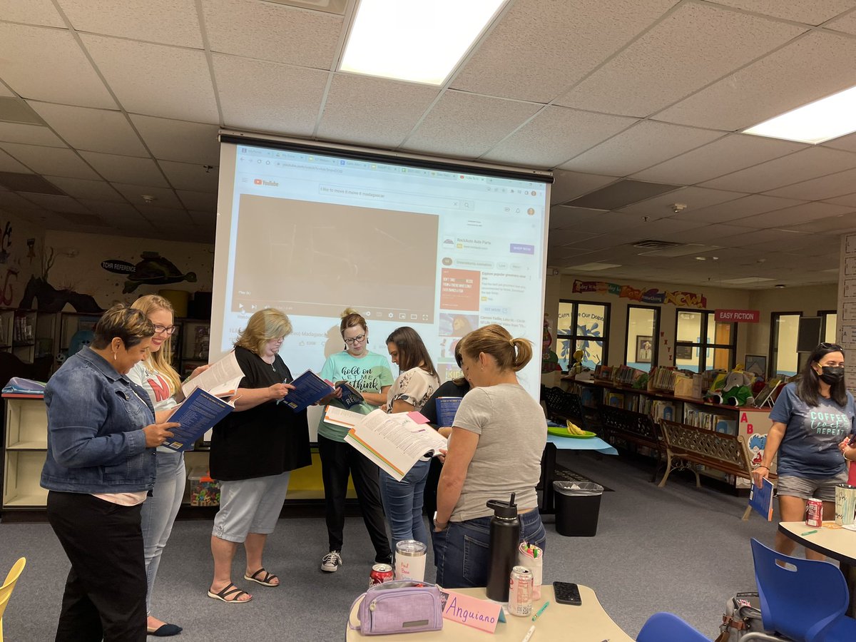 MonicaAng28's tweet photo. @the_hoff_too At Galm we are re-imagining  our leadership book study to impact instructional change! We got some swag and had powerful insightful conversations! 📚✏️#makingconnections #learning2gether #nisd https://t.co/RQE05CYHze