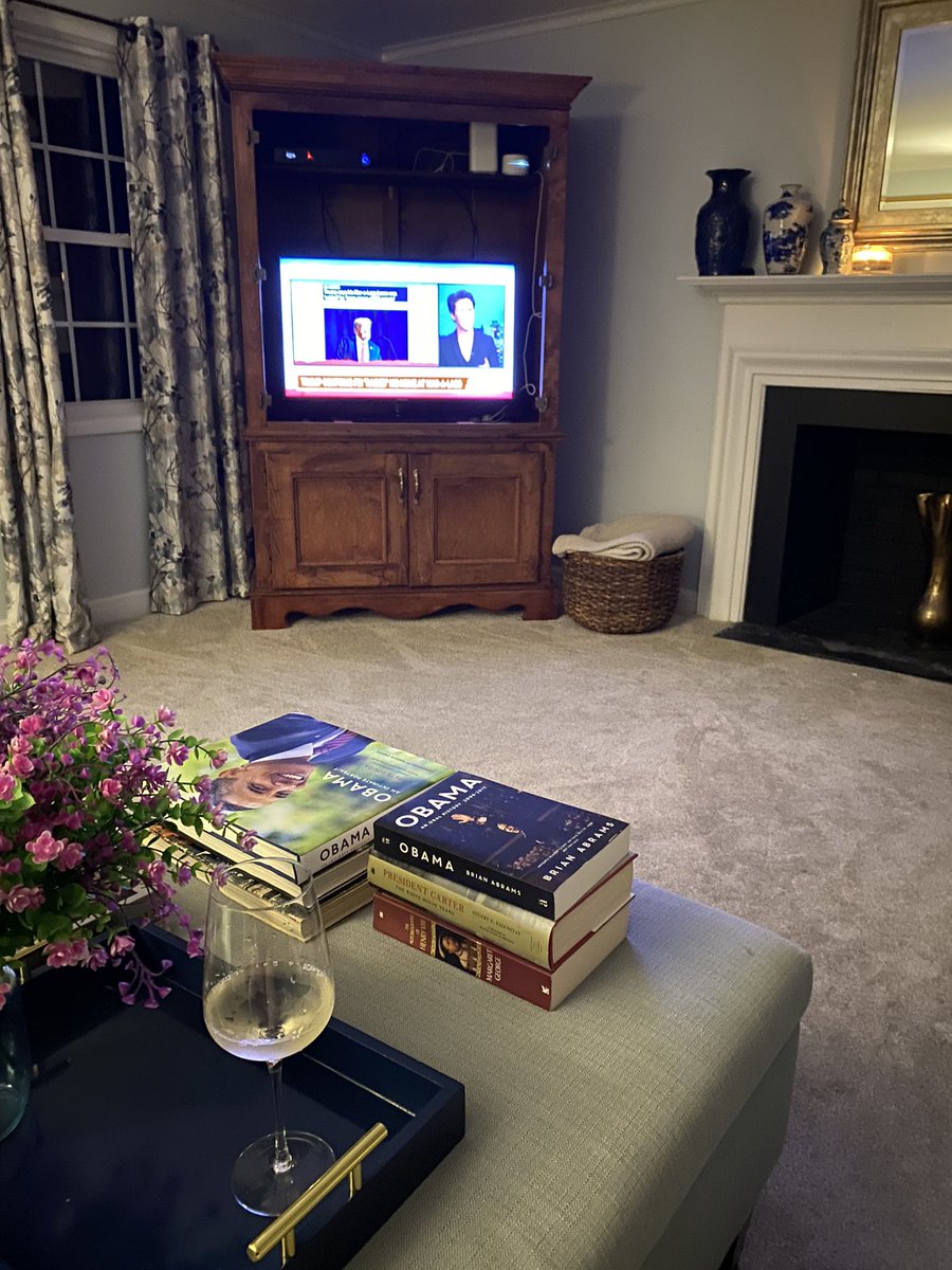 Saddled up to <a href="/maddow/">Rachel Maddow MSNBC</a> with a glass of wine on a Monday night … How I have longed for this “finding out” phase!

#raid #Maddow #loser
