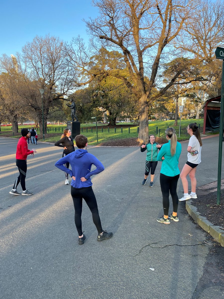 Our morning yesterday with the ACU Melbourne Run Club 🏃‍♀️☕️ Group runs every Mon 7:30am from The Track, all welcome!

#experiencemore