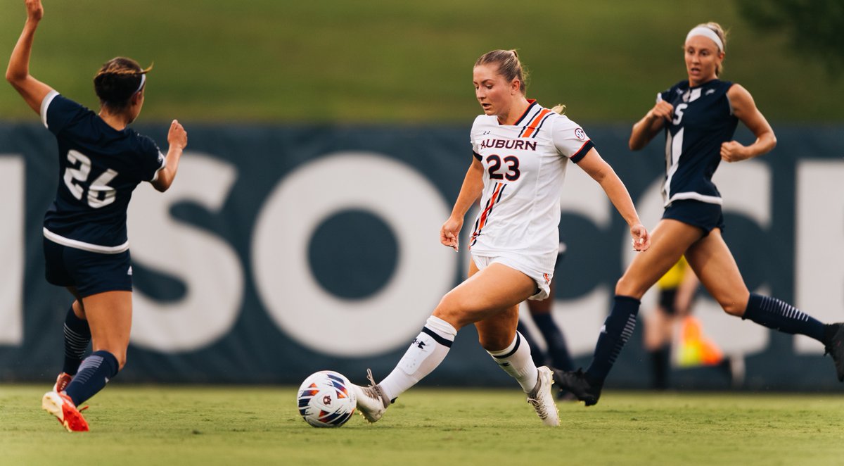We might be in a weather delay but at least we’ve got some cool photos to hold us over 🖼🙂

📸 @elainaphoto 

#WarEagle