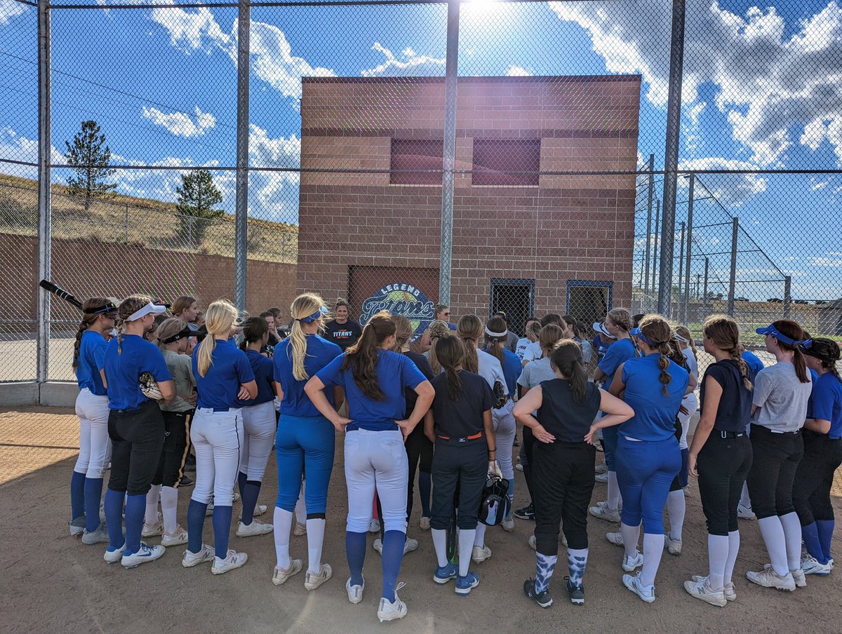 Tryouts day one ✔️
Great job today, ladies! See you all back here tomorrow. #LTSoftball