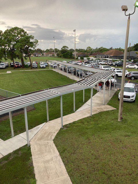 SanCarlosPkEle's tweet photo. Great time tonight at “Meet the Teacher!” The parking is always difficult so thank you for being courteous! @LeeSchools https://t.co/50pDRWaxhQ