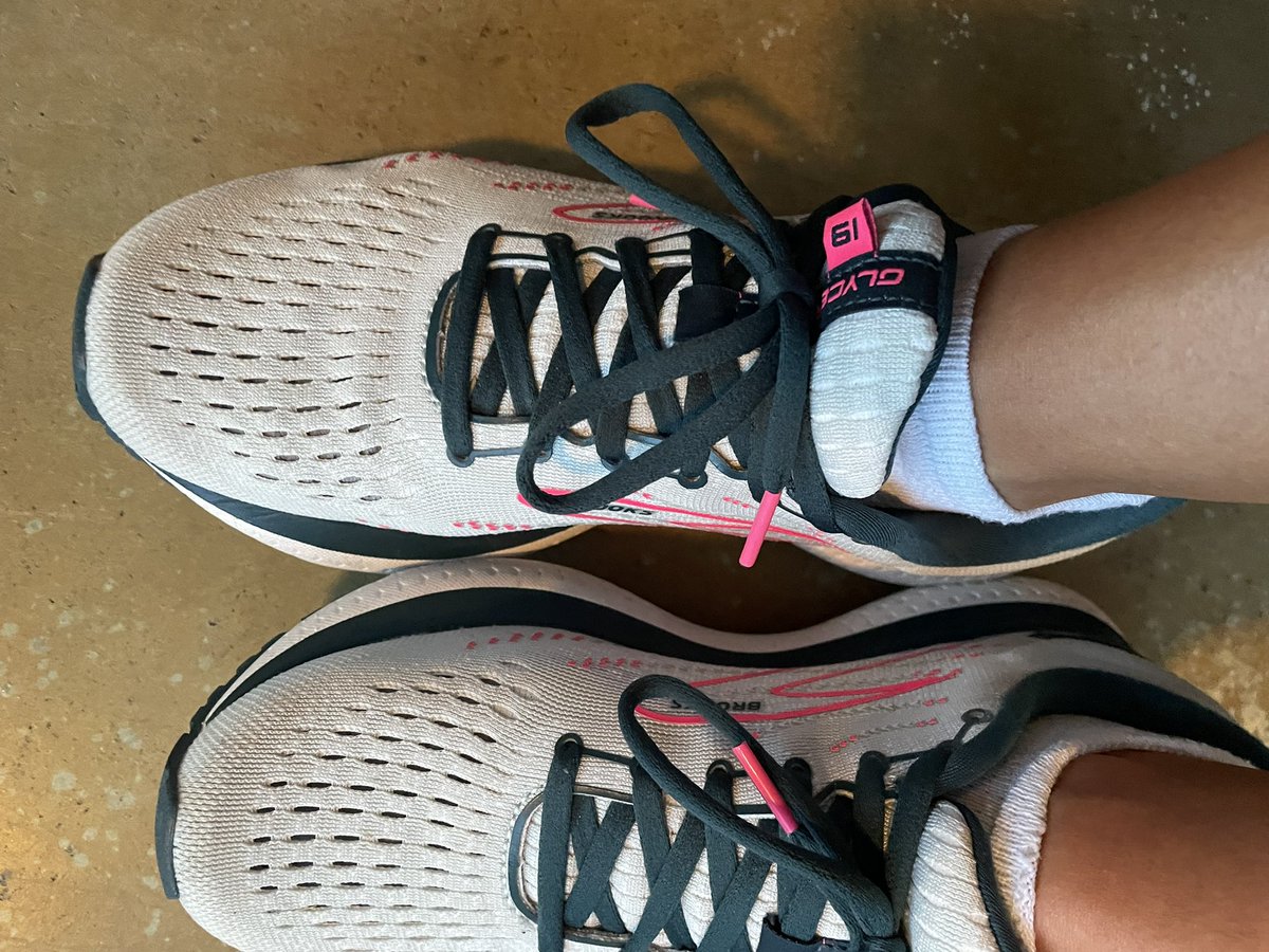 tabethasullens's tweet photo. Never miss a Monday. #betterlatethannotatall https://t.co/xmuv1TOBKx
