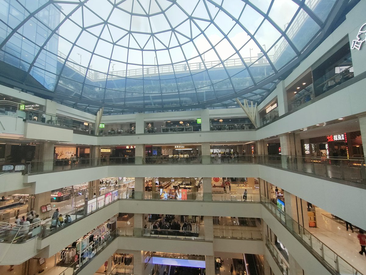 带媳妇逛赛格 有偶遇的嘛