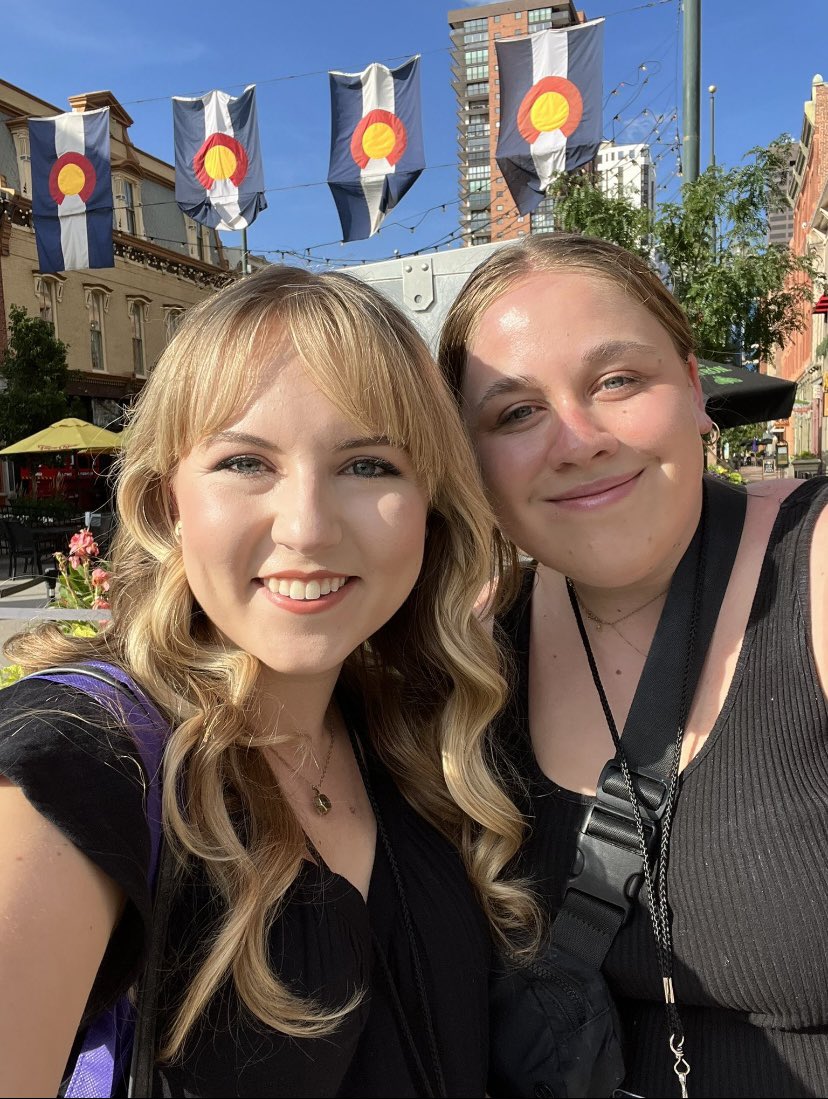 AWSMMissouri's tweet photo. We had some MIZ pride this past weekend at #AWSM2022 ! Former AWSM Missouri presidents Emily Leiker (2021) and Christina Long (2020) attended alongside other AWSM Missouri members and University of Missouri students @emleiker @christinalong00 https://t.co/W77eLrXvzJ