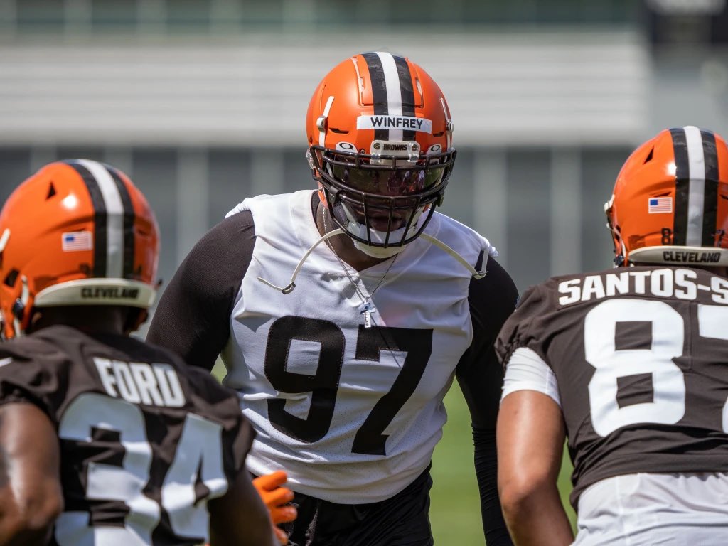 RookieWatxh's tweet photo. Perrion Winfrey has been listed as a second team DT on the Browns first unofficial depth chart 👀 https://t.co/pjydwUV3on