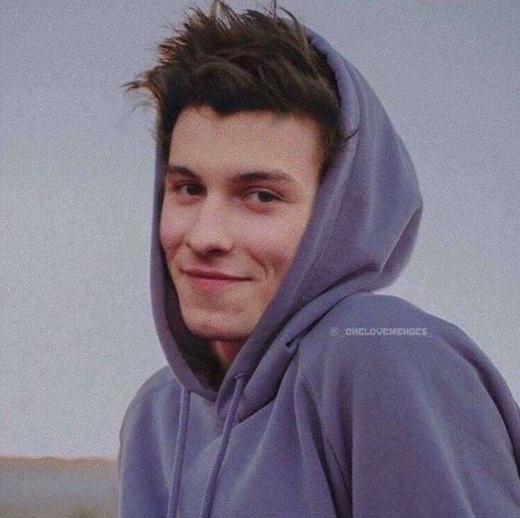 Happy birthday Shawn Mendes 