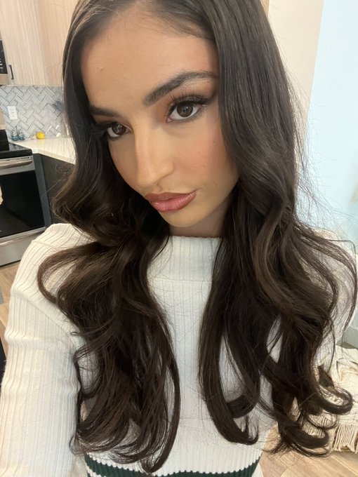 Hiiiya 💓 https://t.co/pXzgZLZyRq