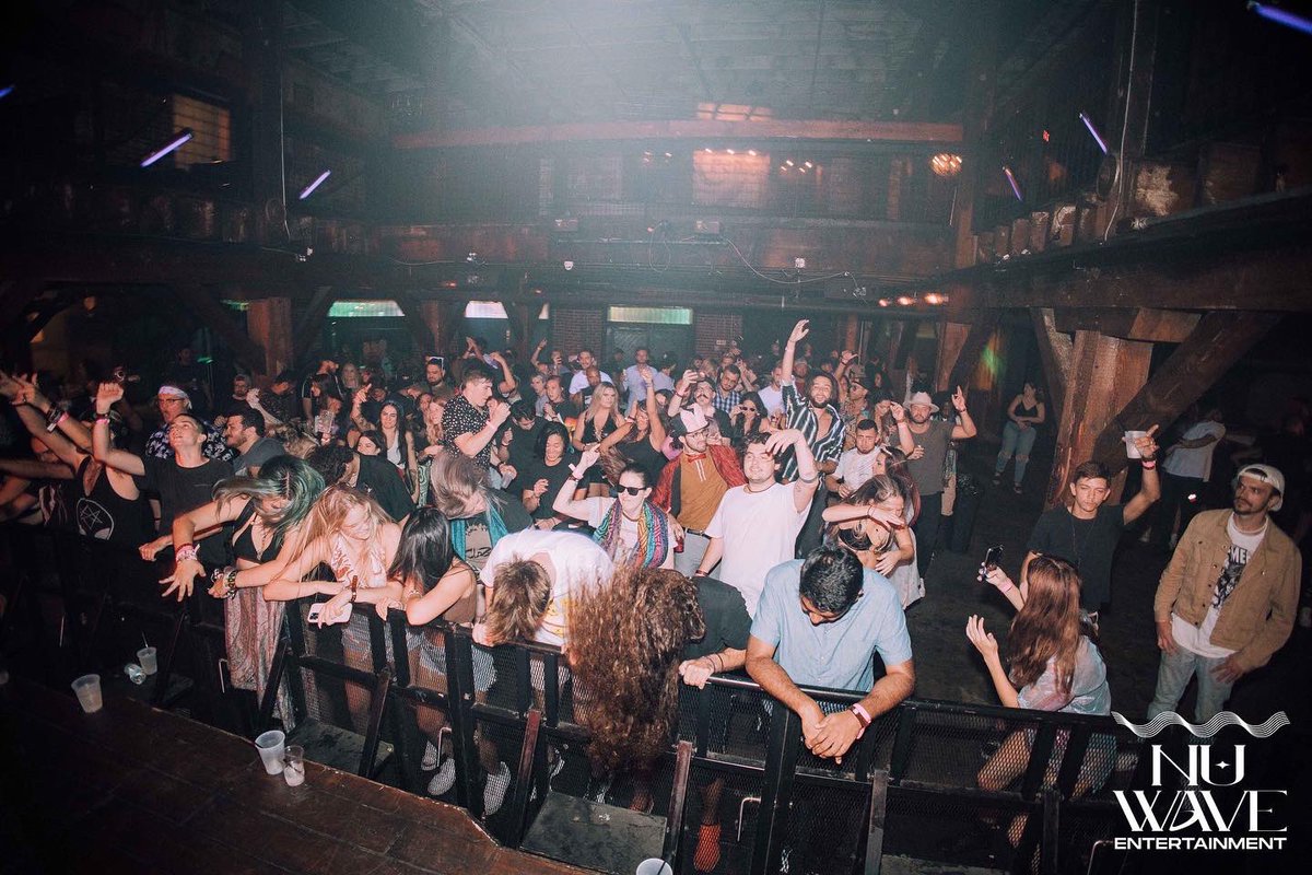tgg_music's tweet photo. FOLLOW @NuWaveSouth 

📸 @WhitnessThis https://t.co/XfxF9KerSc