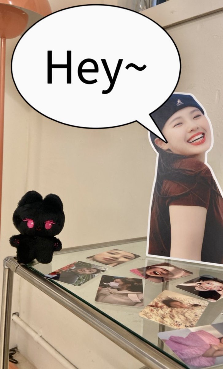 skqldi03's tweet photo. 젤냥젤빌이와 함께 리쩡이 생일파티에 왓어용
😻🤍 이정아 생일축하한다!!! 
#지금당장_이정이생일_축하하기
#Seven_Eight_One @7_8_one #HAPPY_LEEJUNG_DAY https://t.co/JaUtTwQI66