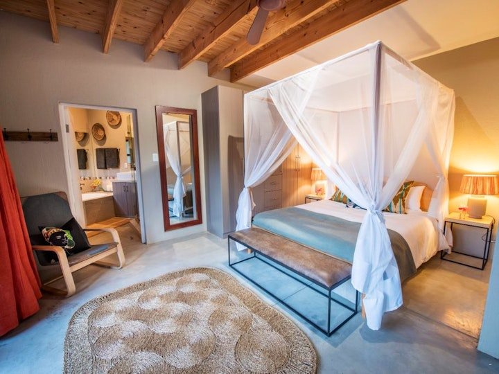 EbukhosiniGroup's tweet photo. eKhaya Bush Villa in the heart of South Africa’s beautiful lowveld region,on the border of the world-renowned Kruger National Park.This boutique guest villa is located on the 680-hectare Hoedspruit Wildlife Estate.From ZAR2500 #ItsMySouthAfrica #VisitMp https://t.co/itzfnqVoUn