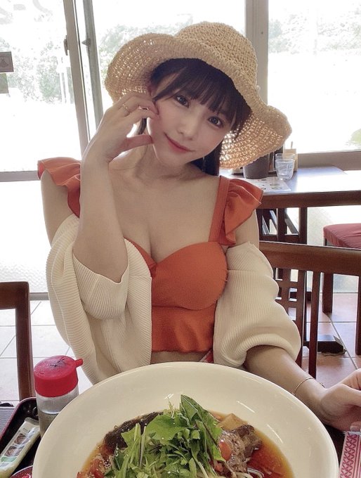 夏本あさみ