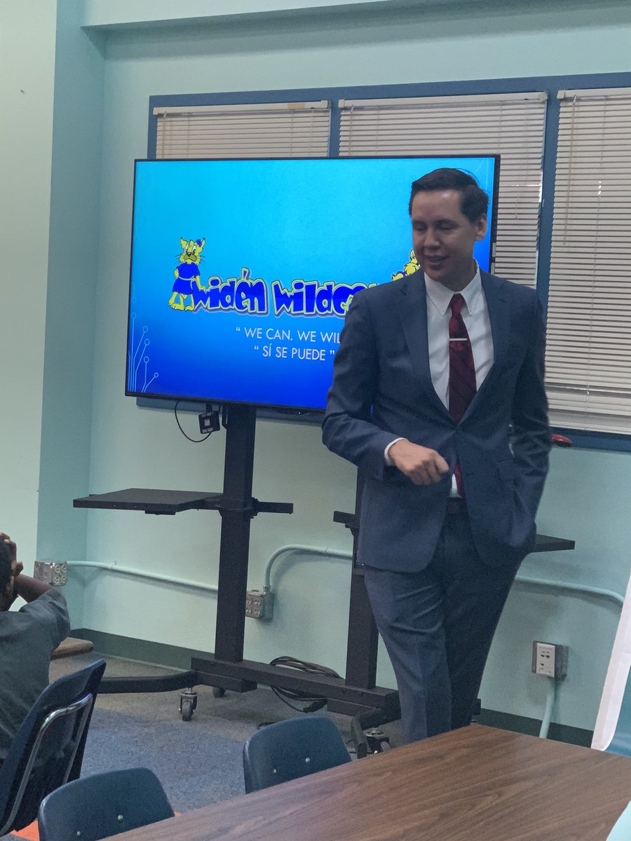 Mary Alvirez tweet media