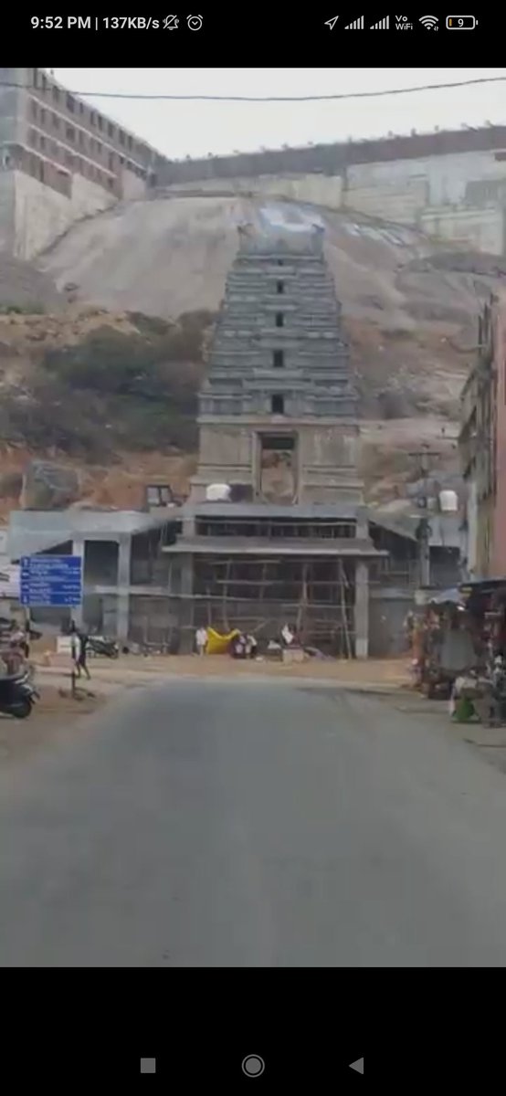 Anandraje29's tweet photo. #yadgirGutta #Laxminarsihma Temple #DRKR #Malnadu #BhoingirFort #9August2021 #TrueID https://t.co/U9pBKnkdeT