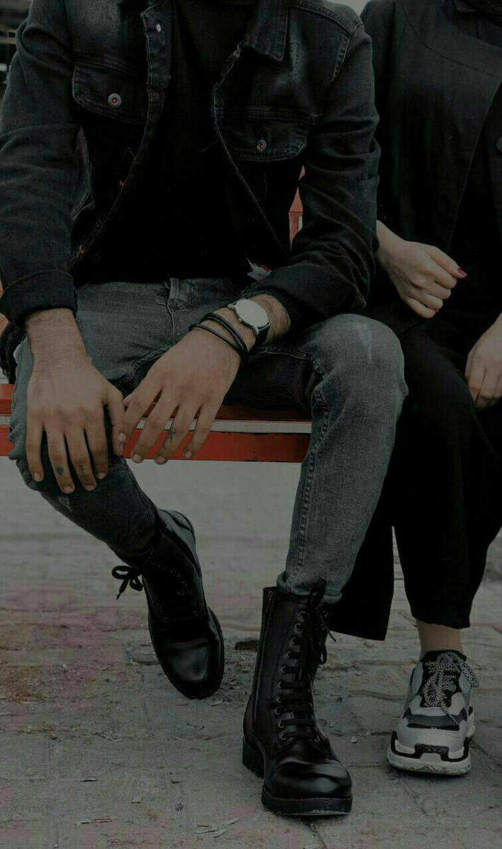 F14M21's tweet photo. في لهفة حروف المعاني و الاشواق
زحمة حكي لو قلت بسكات أحبك

ما كنه إلا صمت في لحظة عناق
واللي يسولف همس قلبي لقلبك💞

❣꧃ ✒♥️
 .... ❥.  F.M    .        
🎻|.𝓕𝓪𝓲𝓼𝓪𝓵 ❃❥˼✺ https://t.co/P5O1f2gQzu