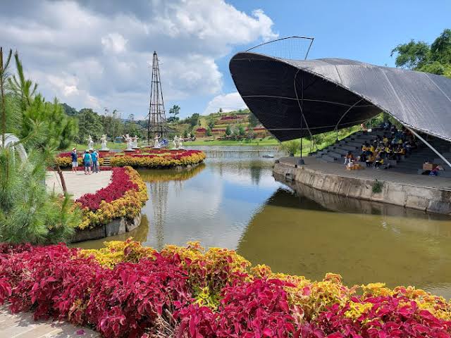 Infowisata_202's tweet photo. Liburan Seru di Taman Lembah Dewata, Lembang.Dapatkan informasi selanjutnya hanya di web kami https://t.co/4XpQ2rv9EA
#wisataindonesia #infowisataonline #izigo #iwon #wisatajawabarat #wisatalembangbandung #wisatalembanginfo
#pesonabandungindah https://t.co/5a6yNMU22X