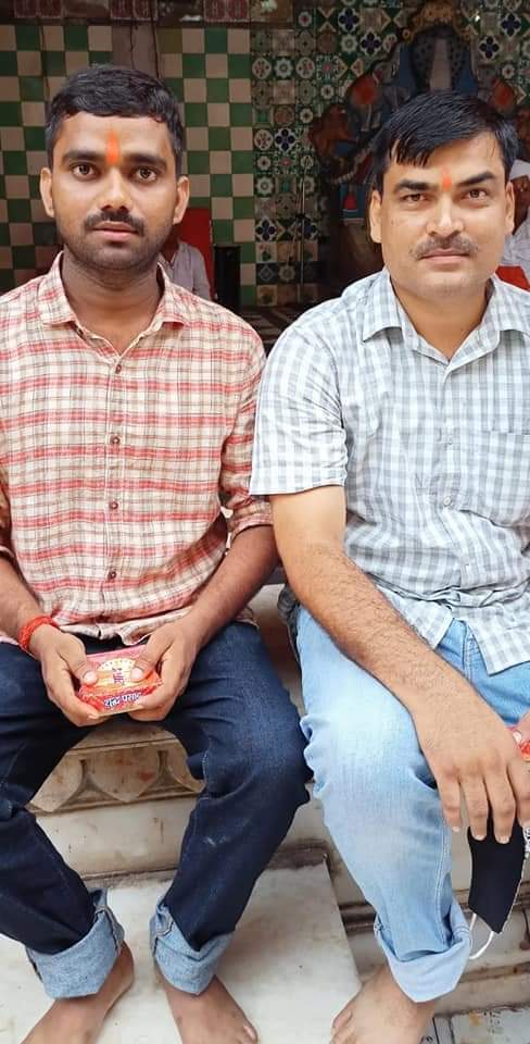 SanjaySinghmaw1's tweet photo. हँसमुख स्वभाव,सक्रिय,अपनों को हमेशा खयाल रखने वाले, चंचल प्रिय अनुज  #संतशरणसिंह को #जन्मदिन की हार्दिक बधाई एवं ढेरों #शुभकामनाएँ।।
#संजयसिंह #मवई
@Chakravarti000 
@sant_shran 
@Rajnees24343620 
@RAJNISH50650992 
@shatrug58968392 
@vikrant_s_vicky 
@VikrantAnkur https://t.co/q0QIZhqEbq