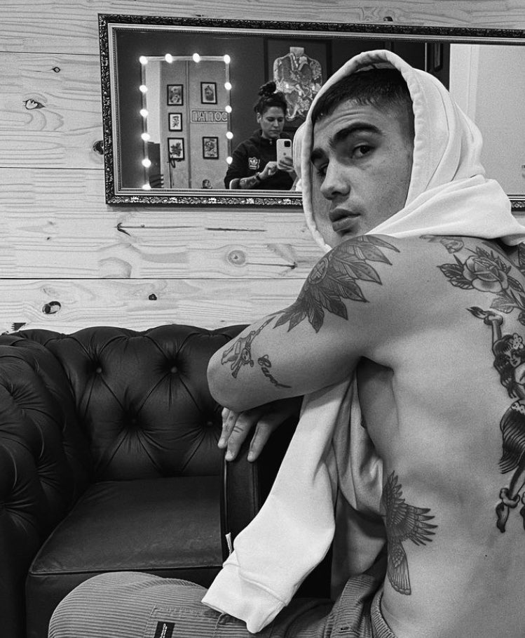 ⠀ᅟ
⠀ᅟ
                      𝖨𝖳'𝖲   𝙉𝙊𝙏   𝗜𝖭𝖳𝖤𝖱𝖭𝖤𝖳 
                       *   .   .   𝐈 𝐋 𝐋 𝐔 𝐒 𝐈 𝐎 𝐍   
                                    ———    ❪ '   📸 
⠀ᅟ
⠀ᅟ