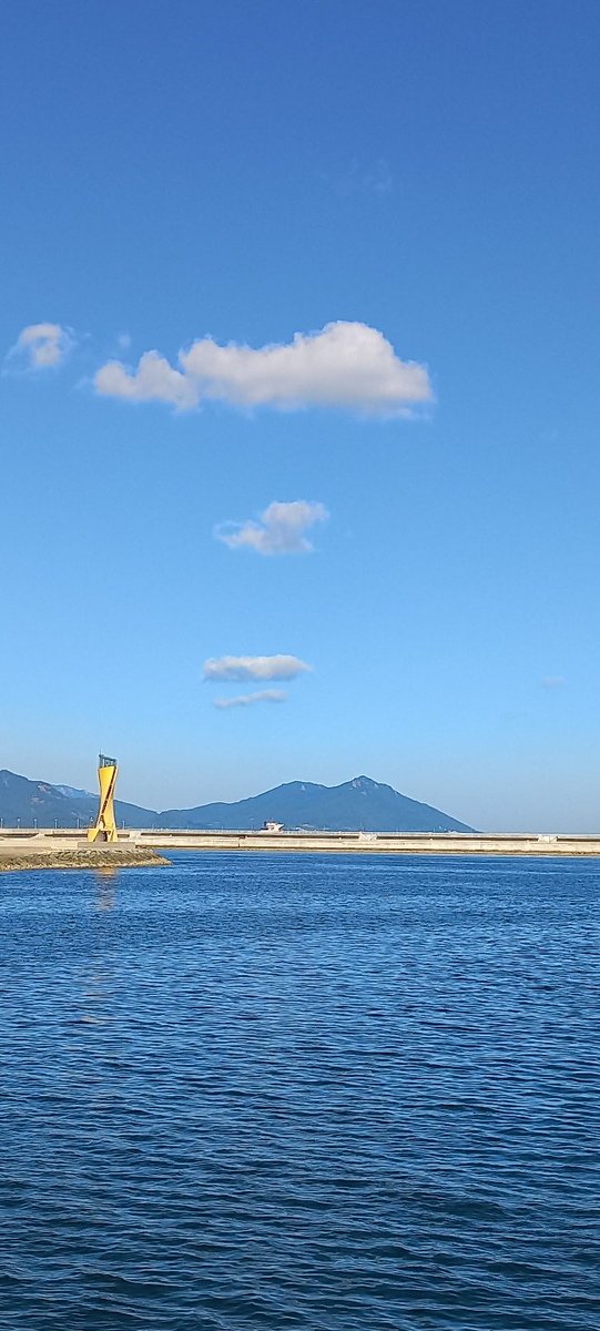D의 본질은 S를 지배하여 D의 의지에 따라 생각하고 행동하게 만드는 것입니다.

S는 스스로 인지하는 자신의 성향에 비춰, 모시게 될 분의 의지대로 바껴지게 되는 자신을 받아 들일수 있는지를 판단할 줄 알아야 합니다.

멋진 풍경일수 있는 아래의 사진도 사람에 따라서는 다른 의미일수 있는 거죠