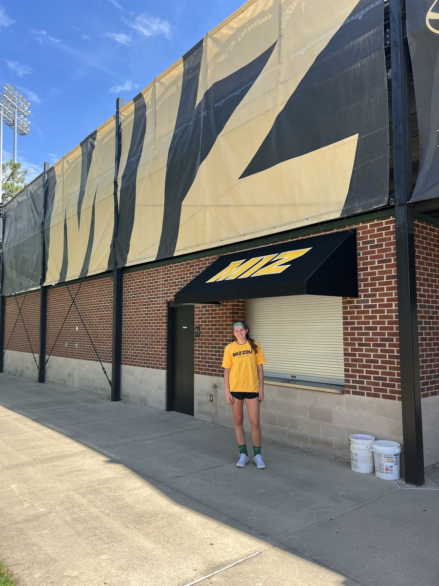 Had a great time at the <a href="/MizzouSoccer/">Mizzou Soccer ⚽️</a> ID camp yesterday. I would like to thank <a href="/MIZCoachGolan/">Stefanie Kraay Golan</a> and all of the amazing coaching staff  for such a good time. Loved being on campus!