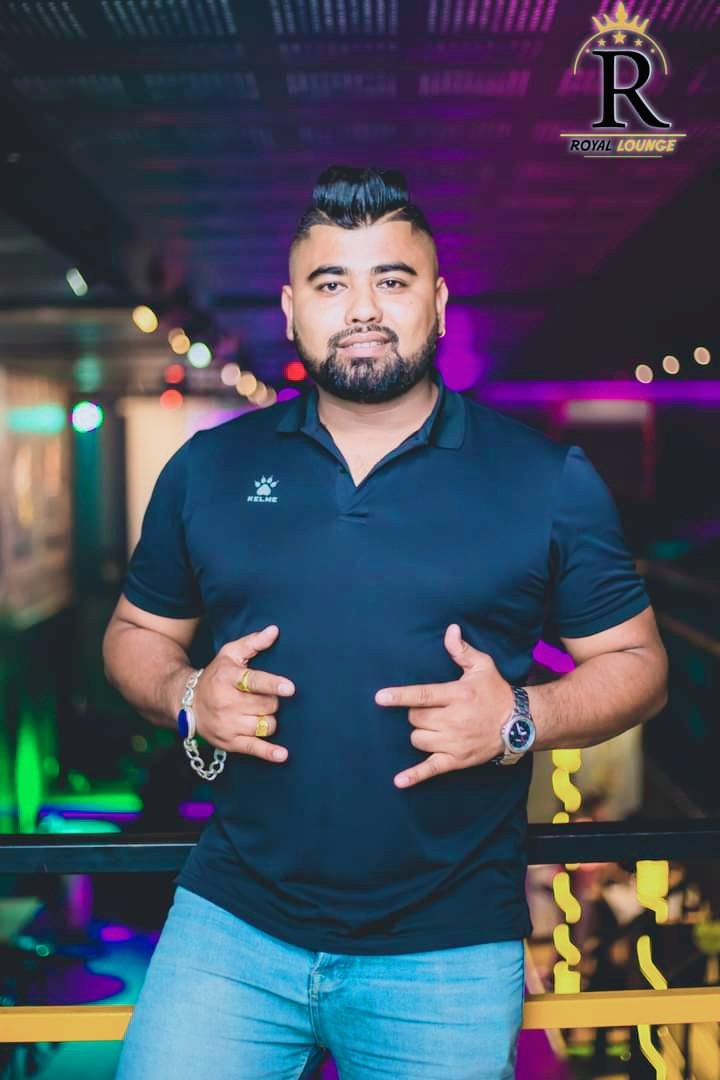 A promise to never give up 
बस जन्म दिने बाबु आमाले साथ नछुटोस् 
बाँकी दुनियाँले साथ छोडेर जिन्दगी रोकिदैन 
#शुभदिनको_कामना 😘😋💪👈️🙏🙏