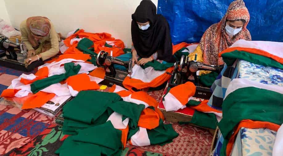AamaneeNy's tweet photo. Women empowerment in #Kashmir. This is #NayaKashmir. Women making hand made Tiranga. With #IndependenceDay celebrations across valley Tiranga is on high demand . #KashmirForTiranga
#RedForKashmir
#GreenForKashmir
#KashmirBleedsGreen
#MoujKasheer
#WindsOfChange #HarGharTiranga https://t.co/X1MqJmjkgV