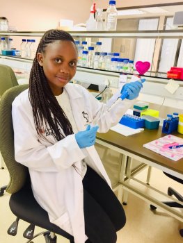 Nicky Creux (@nickycreux) on Twitter photo Ms Mathibela is a PhD student establishing UAV multispectral imaging in the team to understand the risks associated with late plantings in Maize.🌾 #WomenInSTEM <a href="/Fabiteam1/">FABI</a> <a href="/UPnasagric/">UP Faculty of Natural and Agricultural Sciences</a> <a href="/UPPlantAndSoil/">UP Plant and Soil Sciences🌾</a>
3/5 Ms Mathibela is a PhD student establishing UAV multispectral imaging in the team to understand the risks associated with late plantings in Maize.🌾 #WomenInSTEM <a href="/Fabiteam1/">FABI</a> <a href="/UPnasagric/">UP Faculty of Natural and Agricultural Sciences</a> <a href="/UPPlantAndSoil/">UP Plant and Soil Sciences🌾</a>
3/5
