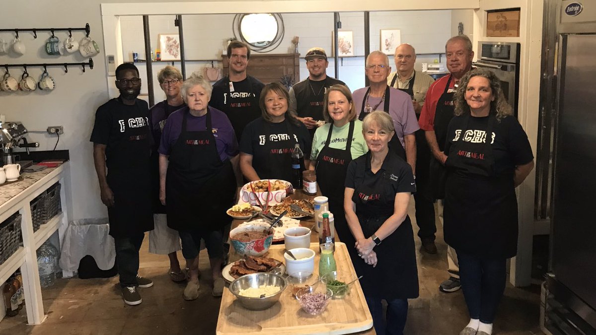 FCHS_Principal's tweet image. Great start to the school year at FCHS!  Thank you Art of the Meal for a fun time!