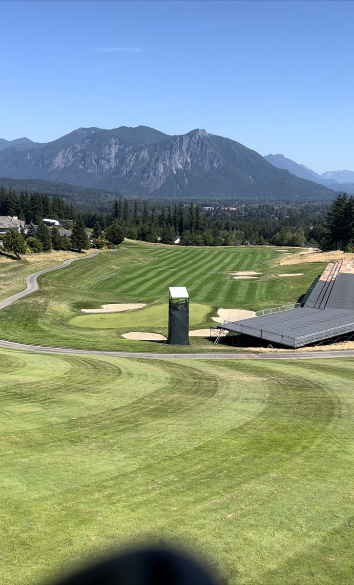 It was an AMAZING day at the 24th annual golf tournament last week! We raised over $240,000 for ⁦@Esperanza_Intl⁩ ! So many lives will be impacted because of this incredible showing of generosity! Thousands will be given an opportunity to start businesses! Thank You ALL