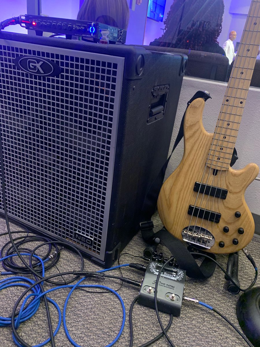 LanceShellz's tweet photo. I played 5 services this weekend... @twonotesaudio @laklandbass @GallienKrueger @stringjoystaff   #exhausted #bassist https://t.co/VeHrurt3Ew