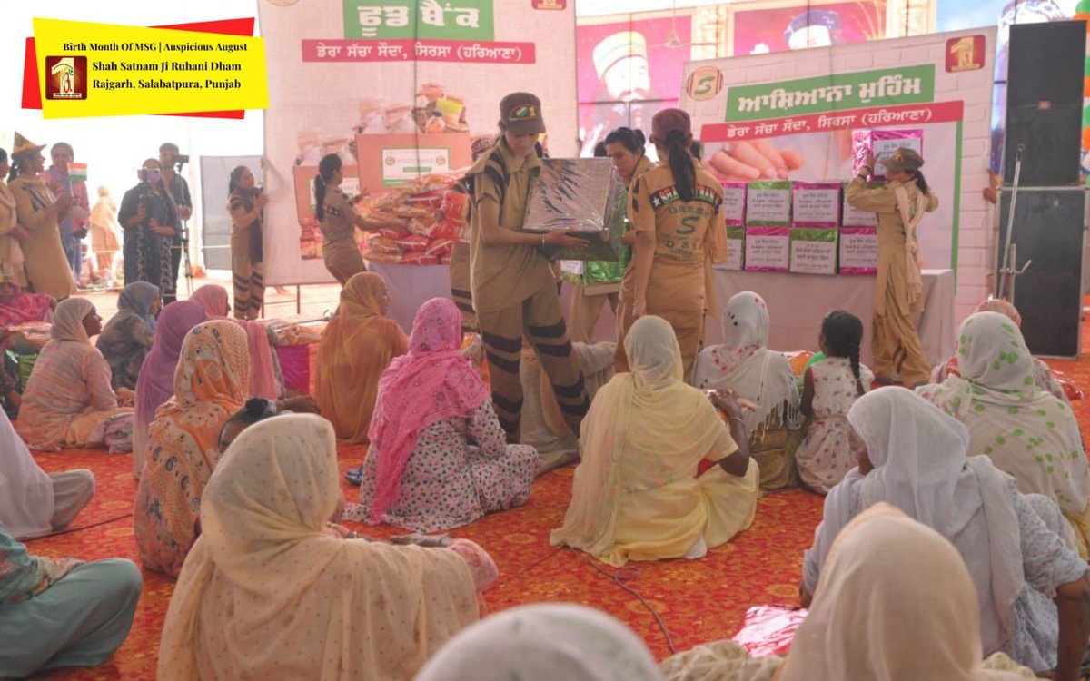 sheenagrover07's tweet photo. Dera sacha sauda volunteers #feedhungry , donate ration kits weekly and monthly basis of the inspiration of Saint Gurmeet Ram Rahim ji and to celebrate #AuspiciousAugust of Guruji. https://t.co/cVehPrHWO2