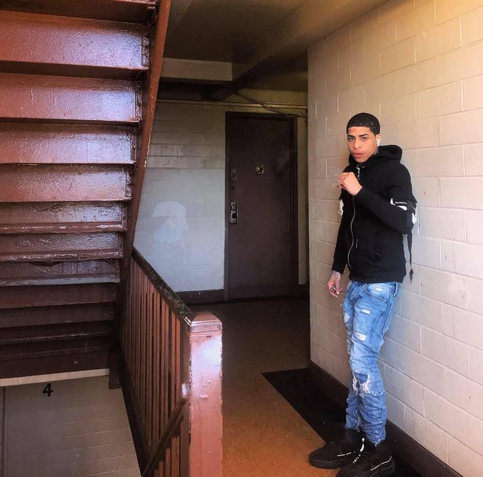 Project Bby 🗽 #Mr.D Rose 🌹 🍆 https://t.co/ojXo4HJWUF<a href="/tag/mr"class="tags">#Mr</a>