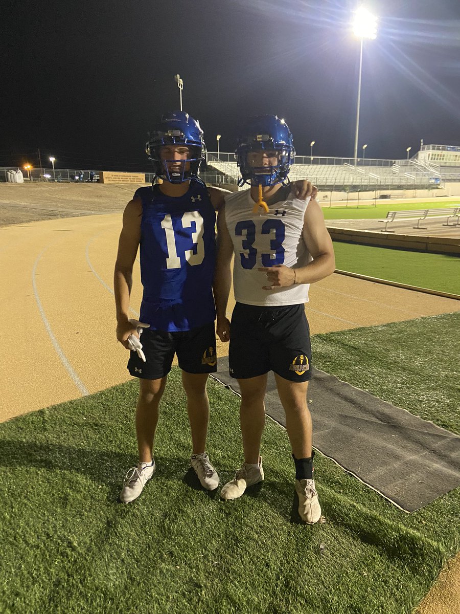 HamiltonWylie's tweet photo. First day of fall camp in the books with @clark64099953 @CoachKDMattox @hamiltonjeff1 https://t.co/IGnvsDUgNK