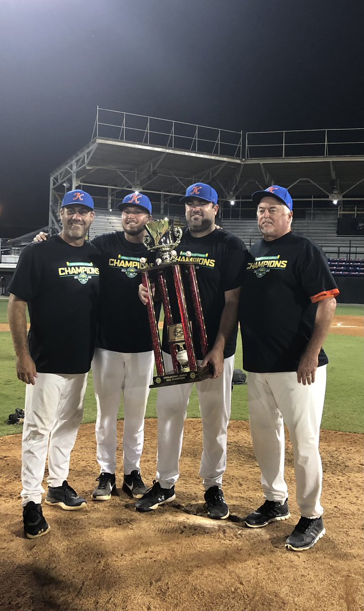 That look suits you <a href="/aguinn24/">Aaron Guinn</a>!  What a coaching staff we had this year!  #AxesUp 🪓⚾️