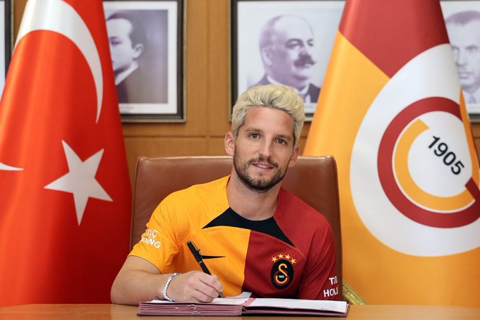 FZsX0rxWAAETb3u?format=jpg&name=small