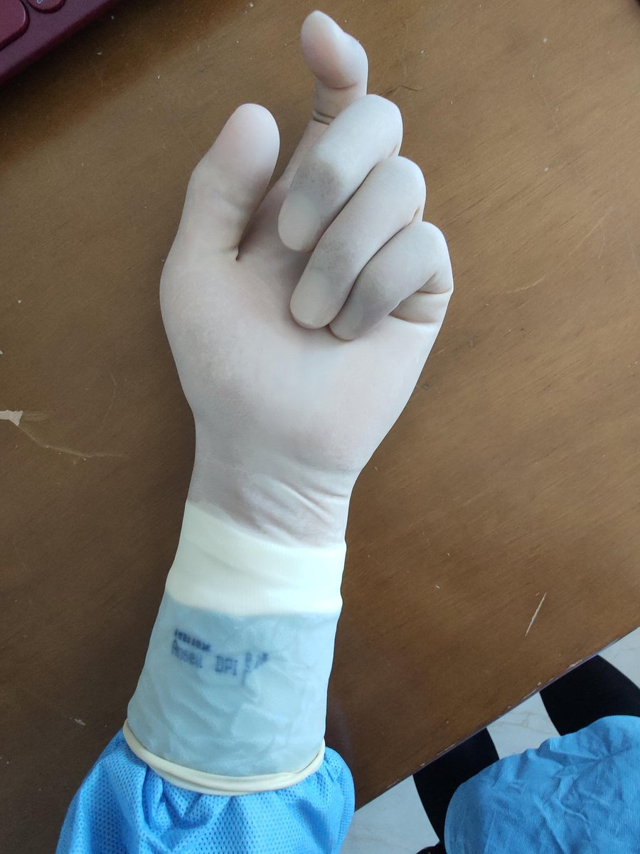 BESTGloves3's tweet photo. 这个感觉好棒，软软的弹弹的薄薄的，微微黄，可惜就是买不到了😭 https://t.co/kYhcJxl7QY