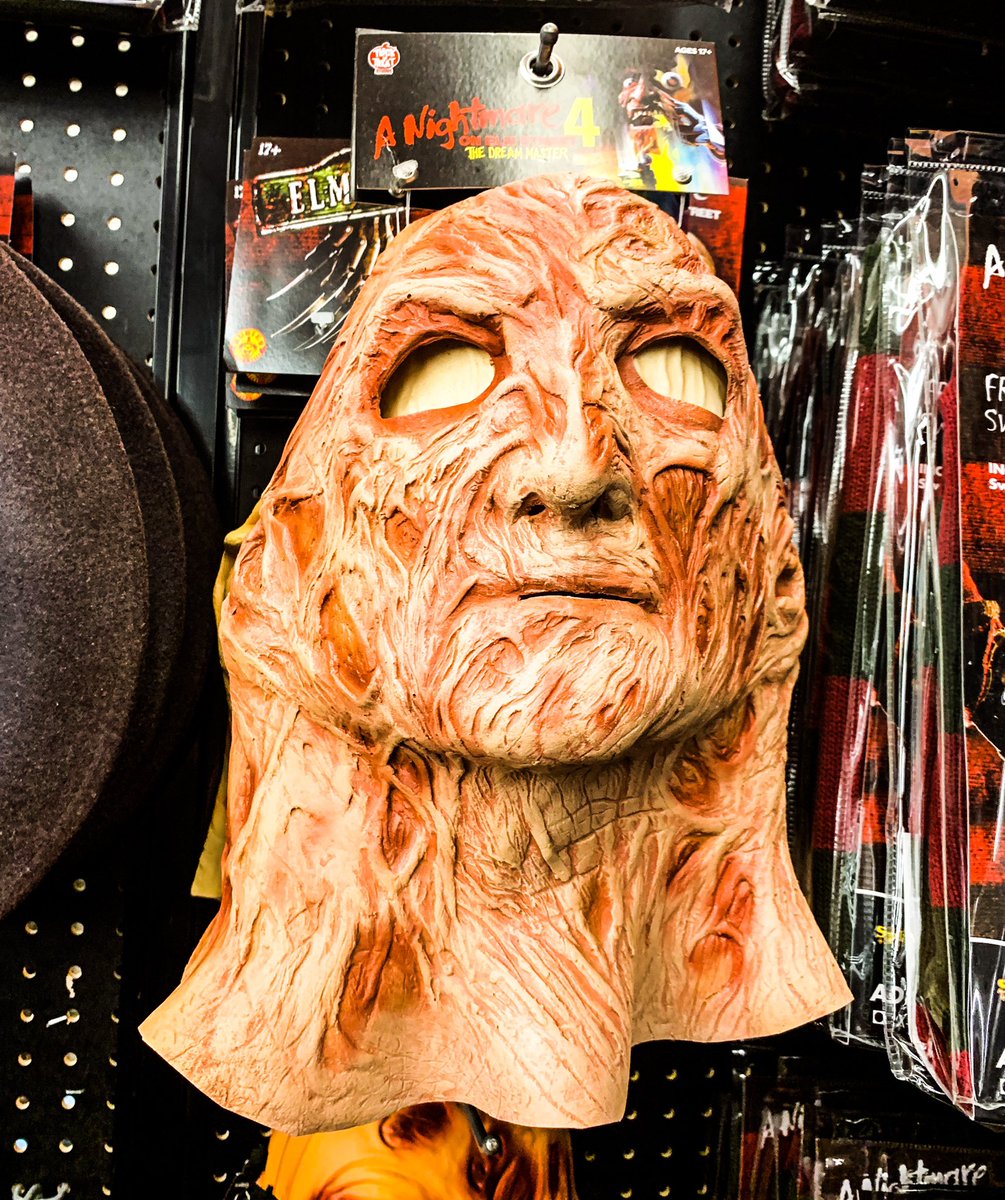 ghostmonsterkid's tweet photo. (Spirit store part 2) Stay tuned for more Halloween goodness! https://t.co/QpnyrXSSMu